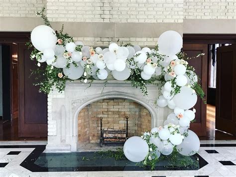 Balloons And Flowers For Wedding Backdrop White Balloons Roses And Balloons Old Forest