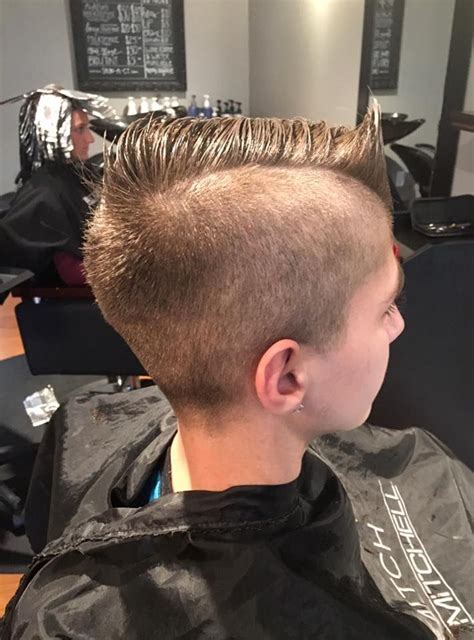 Jj outer banks haircut thesalonguy. Pin by John B. on boys short haircuts | Boy haircuts short ...