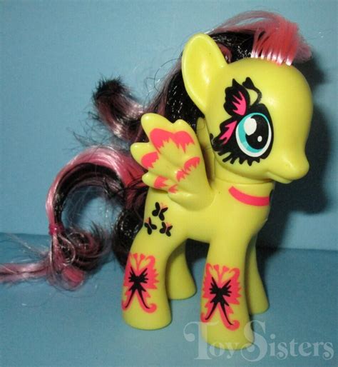 G4 My Little Pony Fluttershy Ponymania Larger Head Toy Sisters