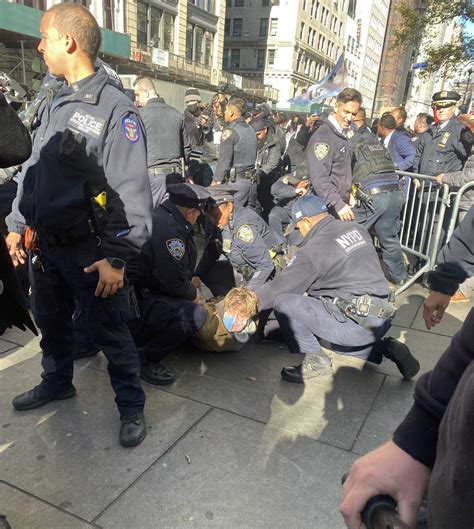 Nypd Arrests 9 Trans Rights Protestors Outside Anti Trans Event The Indypendent