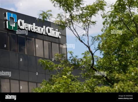 Cleveland Clinic Hi Res Stock Photography And Images Alamy