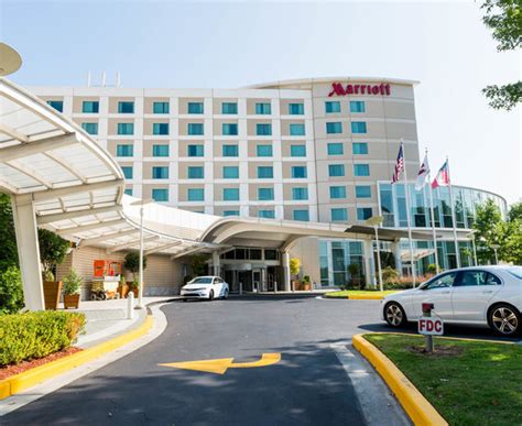 Park And Fly Review Of Atlanta Airport Marriott Gateway Atlanta