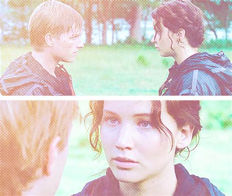 Couple District 12 And Katniss Everdeen Image 615351 On
