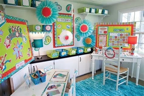 Brighten up every classroom with teaching decorations that also educate. 30 Epic Examples Of Inspirational Classroom Decor ...