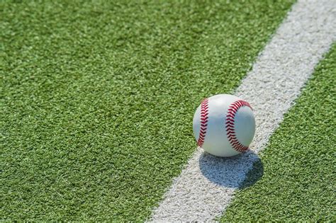 Get World Class Baseball Field Cover With Artificial Grass In St Louis