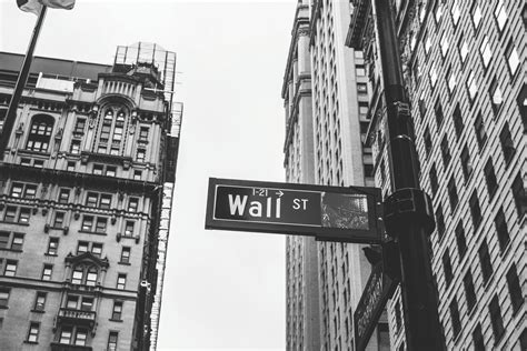 Wall Street Wallpapers K Hd Wall Street Backgrounds On Wallpaperbat