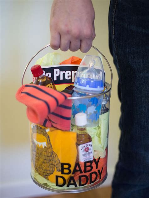 Does it seem like everyone you know is having a baby right now? How to Make a Creative Baby Shower Gift for Dad
