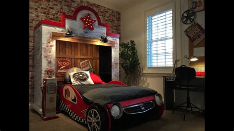 A garage makeover the whole family can enjoy 16 photos Retro Garage Bedroom - YouTube