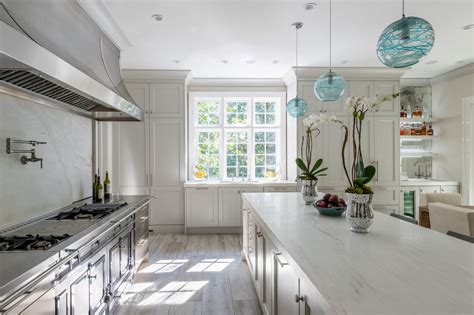 While 2019 is coming to end, we made a research for you about top kitchen backsplash ideas if you. Solid Slab Backsplash | Everything You Need To Know