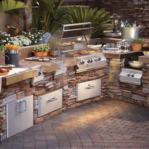 Acquire Great Recommendations On Outdoor Kitchen Countertops Wood