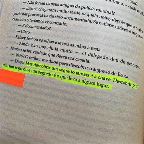 A Garota De Sacrifício Lycan Livro