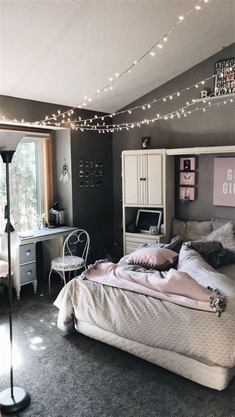 I'd like to get some decorating. 𝖯𝗂𝗇𝗍𝖾𝗋𝖾𝗌𝗍 || 𝖻𝗈𝗇𝗂𝗍𝖺𝖺𝗌𝗁𝗅𝗒𝗇 | Aesthetic bedroom, Bedroom ...