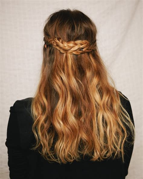 A look that features a beautiful hair crown which looks even more charming with those blonde instagram @kelsyreyeshair. Half-Up Braided Crown | A Cup of Jo