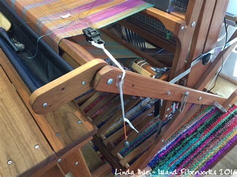 Ganz der tradition entsprechend also. Homemade Temple - Island FiberWorks | Weaving loom diy ...