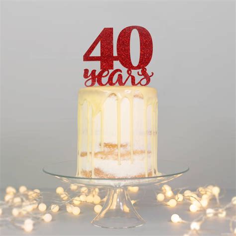 I'm a cake decorator and always on the hunt for new recipes, takes and spins on things! Anniversary Year Cake Topper | 40th anniversary cakes, Wedding anniversary cakes