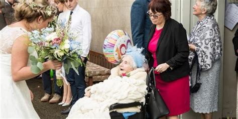 100 year old granny crushes bridesmaid duty at granddaughter s wedding weddbook