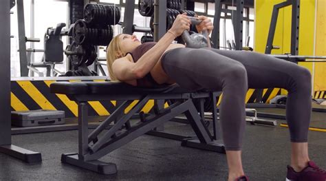 how to do hip thrusts at home ladies who lift