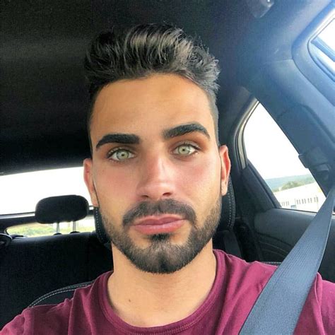 Hello 👋🏻 Guys Eyebrows Fine Boys Eyebrows