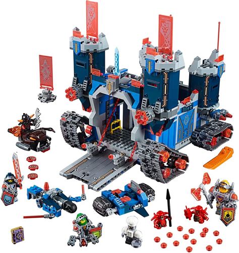 Lego Nexoknights The Fortrex 70317 By Lego Amazonfr Jeux Et Jouets