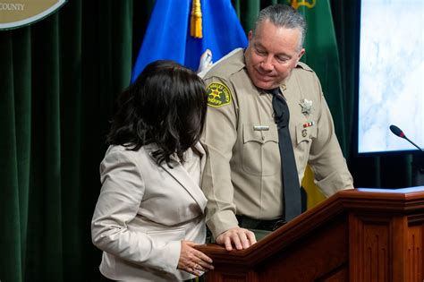 Sheriff Alex Villanueva Concedes Defeat To Ex Long Beach Police Chief Robert Luna Daily News