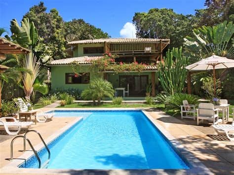 Fantástica casa adosada en zona residencial con piscina comunitaria. Bela casa com piscina e próxima á praia - AlugueTemporada
