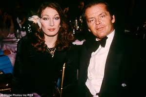 Anjelica Huston Tells How She Cried After Jack Nicholson Laughed At