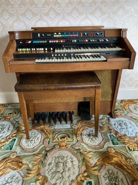 Hammond Electric Organ In Whittle Le Woods Lancashire Gumtree