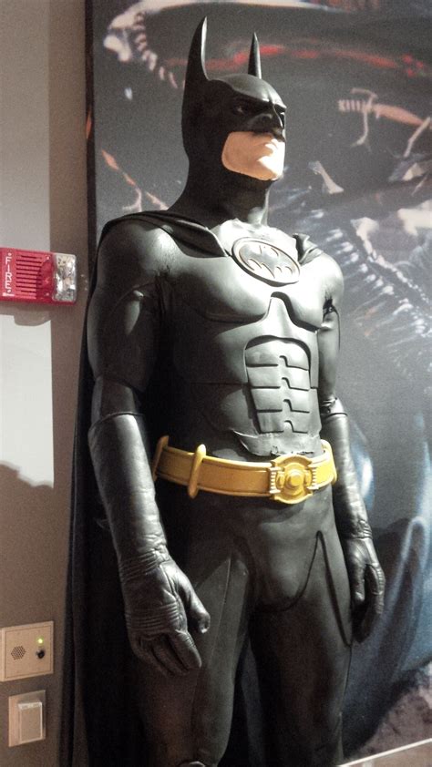 Batman Returns Costume - Warner Bros. Studio Tour | Batman, Batman returns, Comic book heroes