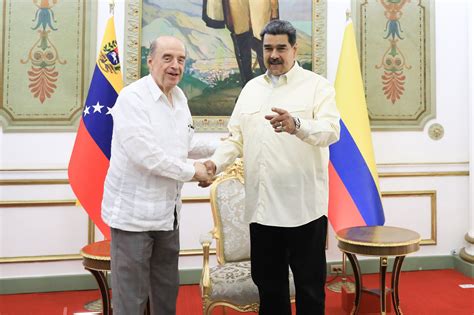 Canciller Álvaro Leyva Se Reunió Con Presidente Nicolás Maduro Rcn Radio