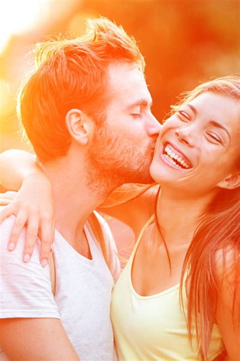 12 ways to make your relationship feel like it did when you first fell in love happy