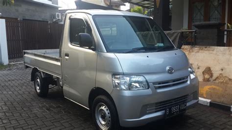 The hijet's development has long followed the evolution of japan's kei regulations, with an increase to 550 cc in 1976 and then 660 cc for 1990. Harga Motor Grand Max - Update Tiket