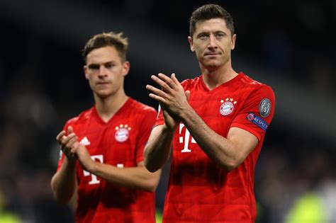 W meczu o superpuchar niemiec polski napastnik poprowadził bayern do zwycięstwa, a kolejny rekord lewandowskiego. Besser als Aubameyang und Huntelaar: Robert Lewandowski ...