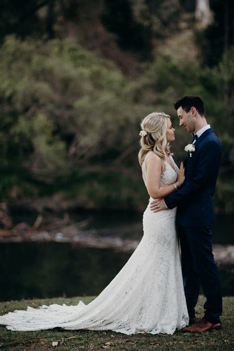 Us women's soccer star alex morgan: Just Married: Alex and Morgan's O'Reilly's Canungra Valley ...