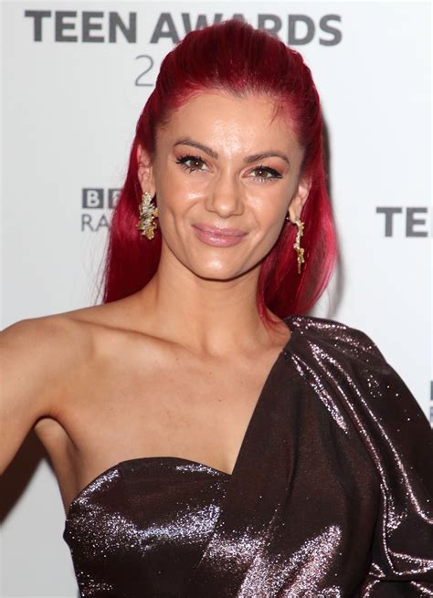 Dianne Buswell Radio One Teen Awards 2019 • Celebmafia