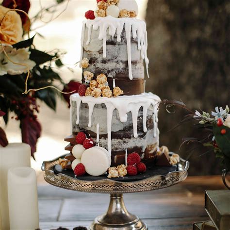 Seasonally Inspired Cakes To End Your Winter Wedding With A Bang