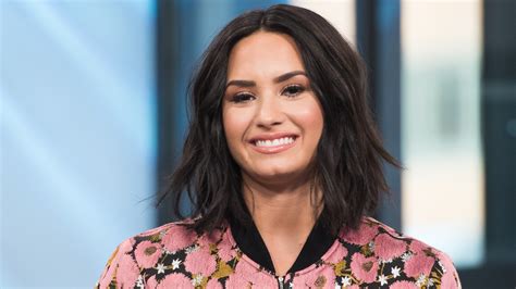 Demi Lovato Explains Why You Shouldnt Call Her Bipolar Teen Vogue