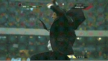 Finished second in week 48 of this week in gifs with 421 votes. Piojo Herrera Gif / El Instante de Miguel "El Piojo ...