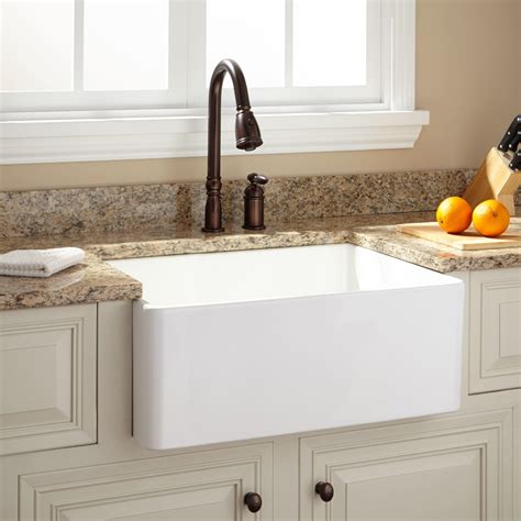 This elkay fireclay farmhouse apron front kitchen sink is perfect for our kitchen, adding a stylish design element to your kitchen. 26" Baldwin Fireclay Farmhouse Sink with Smooth Apron | eBay