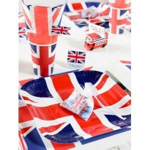 Profitez de la livraison offerte sur tout notre site. Assiettes Angleterre drapeau Anglais 23 cm les 10 ...