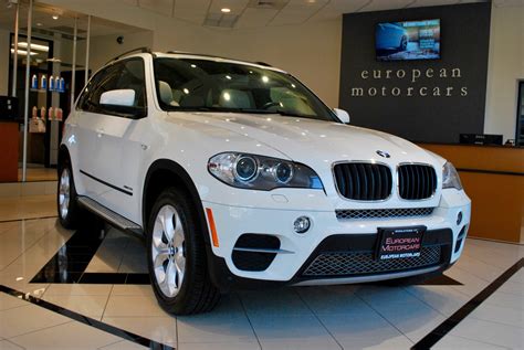 Bmw x5 xdrive35i sport activity 2013 features include transmission type (automatic/ manual), engine cc type, horsepower, fuel economy (mileage), body type, steering wheels & more. 2013 BMW X5 xDrive35i Sport Activity for sale near Middletown, CT | CT BMW Dealer - Stock # B23170