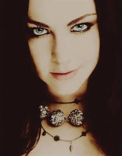 Amy Lee Such Pretty Eyes Amy Lee Amy Lee Evanescence Women Of Rock