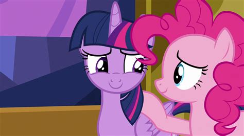 Image Twilight Sparkle Smiling At Pinkie Pie S7e14png My Little
