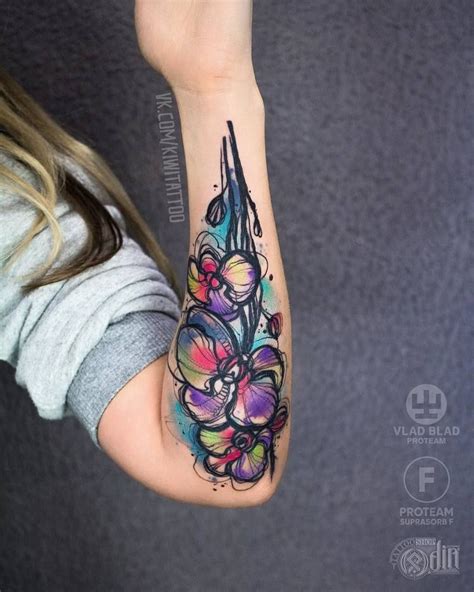 This technique lends itself well to floral design and gives it a beautiful, vibrant finish. 40 Graphic Watercolor Tattoos by Vika KIWI | Page 4 of 4 ...