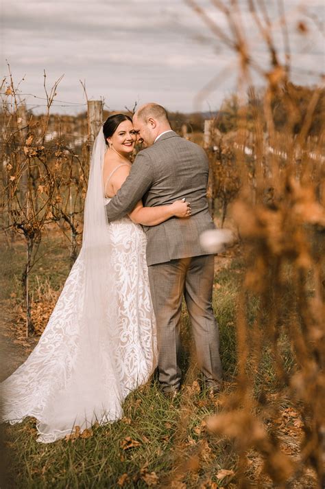 Crosskeys Vineyards Wedding Mt Crawford Va Carolyn And Austin