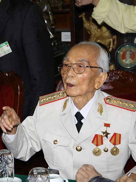Vo Nguyen Giap Obituario Para Un General El Profesor