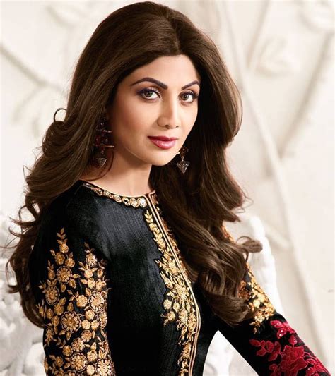 Keep reading to know bollywood actress shilpa shetty beauty tips, makeup, hair, skin, diet and fitness secrets which she opens up with. Shilpa Shetty's Makeup And Beauty Secrets Revealed # ...