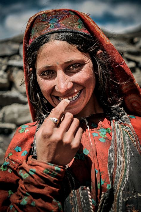People Of Afghanistan Intimate Portraits Of A Forgotten People With