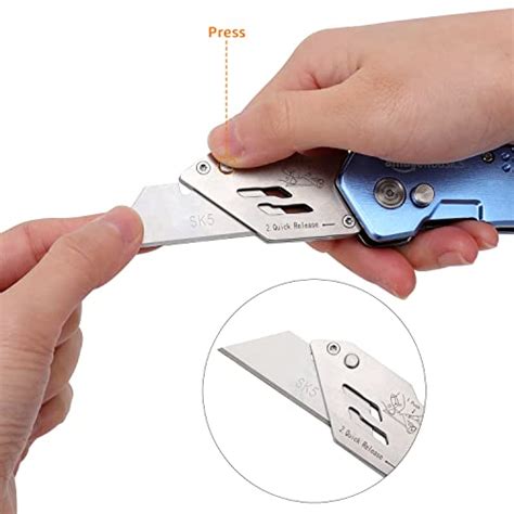 Amazon Basics Folding Utility Knife Lightweight Aluminum Body With