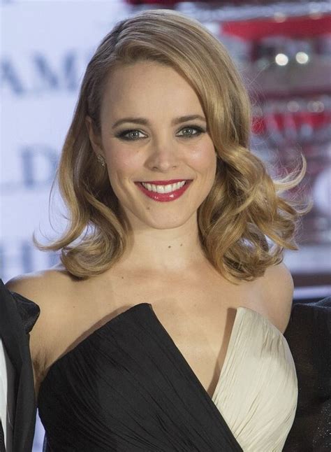 Rachel Mcadams With Her Long Blonde Hair Styled Into Barrel Curls