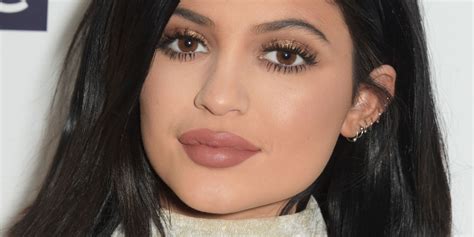 This Is The Best Way To Attempt The Kylie Jenner Lip Challenge